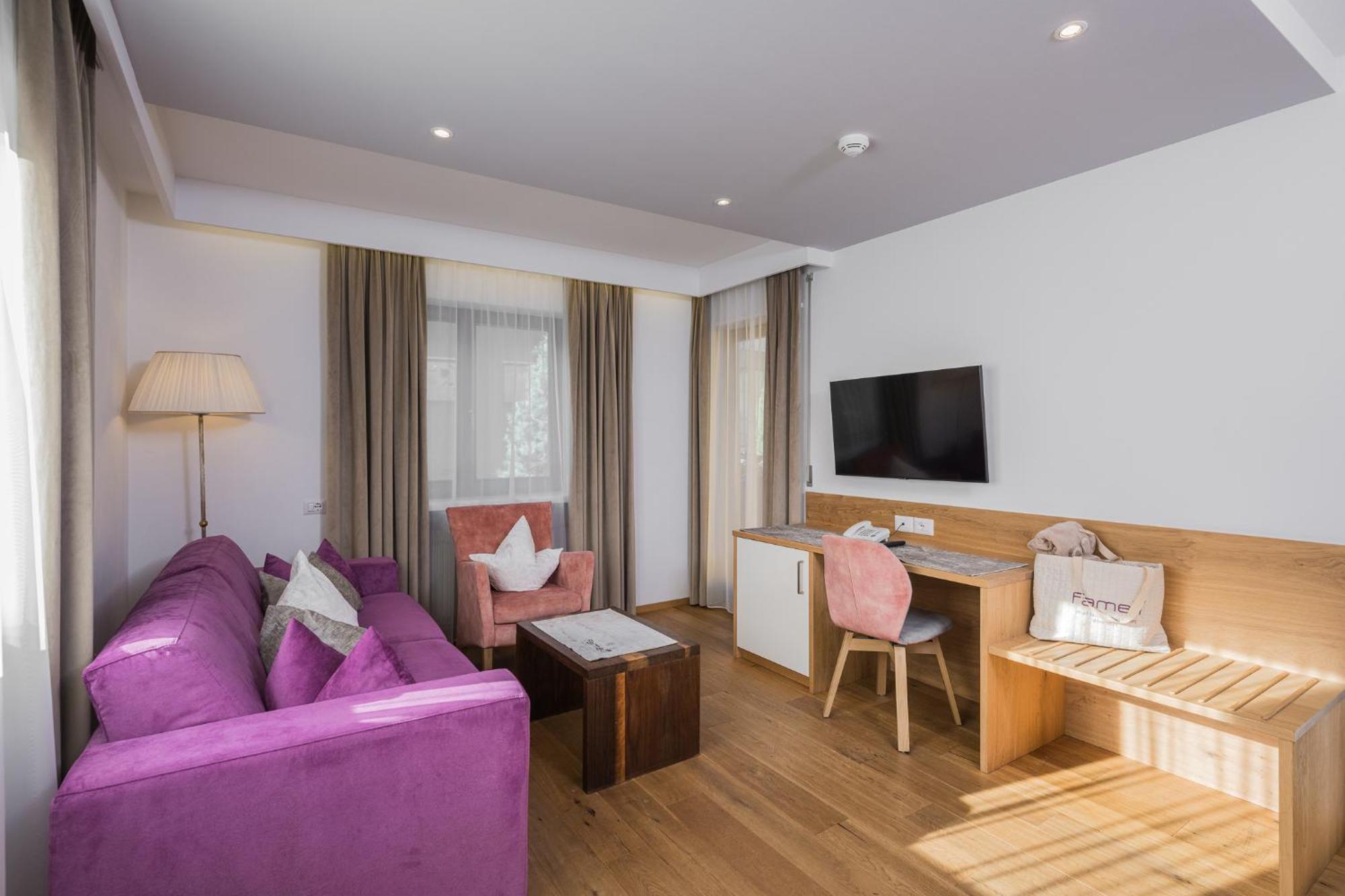 Hotel Fameli Olang Номер фото